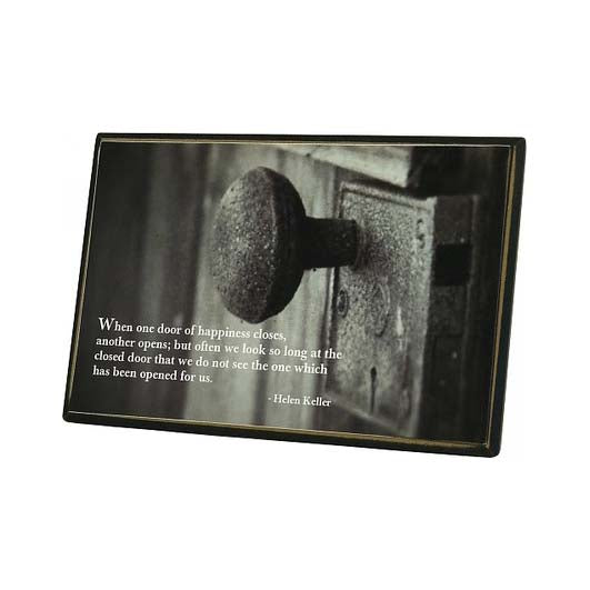KK1763 - Desk blk/wh Door closes.... plaque | 24x16cm