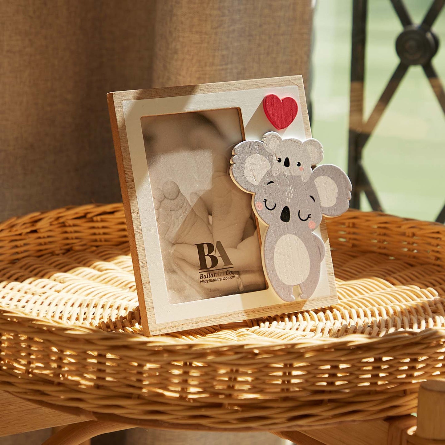 A charming wooden baby photo frame featuring an adorable koala design, perfect for displaying cherished baby photos. This whimsical frame is an ideal home decor piece for any nursery or living room, making it a thoughtful gift for new parents or families with babies. This baby photo frame makes a wonderful gift for baby showers or any special occasion, combining functionality and cute design to celebrate the arrival of a new baby. 6