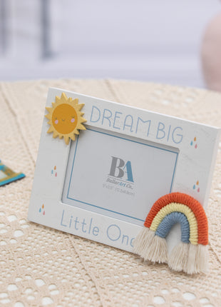 5x3.5 White wooden photo frame featuring cute cartoon sun and rainbow decorations. A charming and versatile home decor piece, perfect for adding a playful touch to any room or as a thoughtful gift. 2
