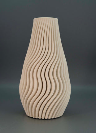 Aesthetic White Flower Vase – Unique Table Centrepiece Vase