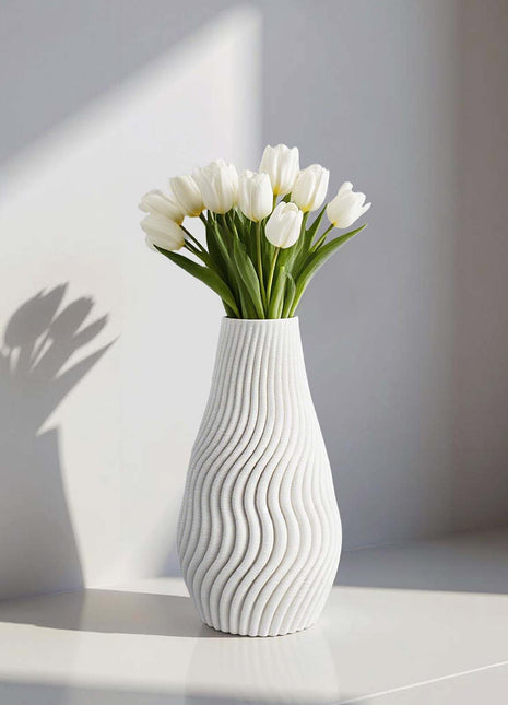 Aesthetic White Flower Vase – Unique Table Centrepiece Vase