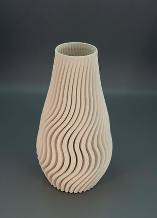 Aesthetic White Flower Vase – Unique Table Centrepiece Vase