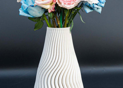 Aesthetic White Flower Vase – Unique Table Centrepiece Vase