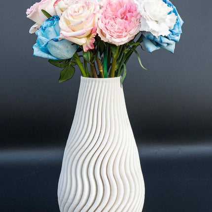 Aesthetic White Flower Vase – Unique Table Centrepiece Vase