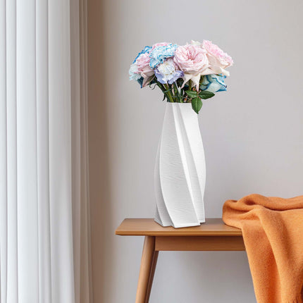 Aesthetic White Flower Vase – Modern Twisted Design Table Centrepiece