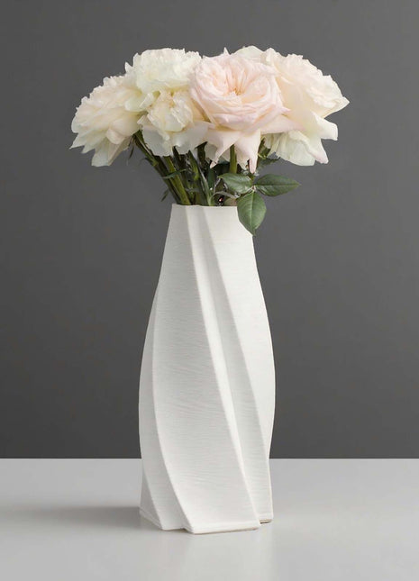 Aesthetic White Flower Vase – Modern Twisted Design Table Centrepiece