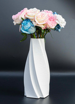 Aesthetic White Flower Vase – Modern Twisted Design Table Centrepiece