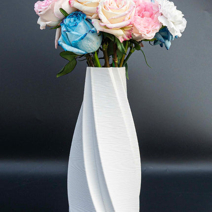 Aesthetic White Flower Vase – Modern Twisted Design Table Centrepiece