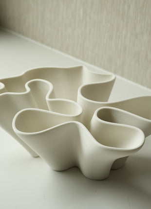 WHITE PLANTER