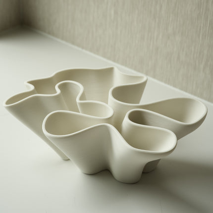 WHITE CERAMIC PLANTER