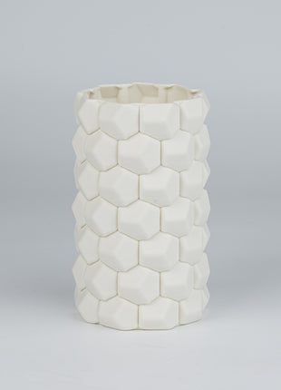 MATTE  WHITE FLOWER VASE