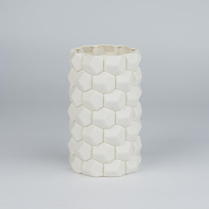 MATTE  WHITE HONEYCOMB CERAMIC FLOWER VASE