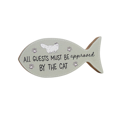 JX120 | GiftAll Guests Must Be Approved by The Cat Wood Decor | Fish-Shaped Hanging Plaque | Green Cat Illustration | 14.5x1.8x6.7cm