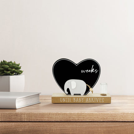 Wooden Heart-Shaped Pregnancy Countdown Decor - Cute Elephant Design