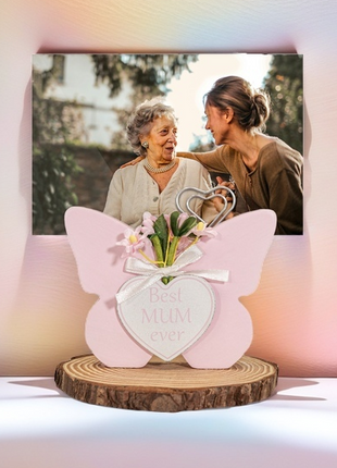 Room Decor Mum with Photo Clip - Mother's Day & Birthday Gift, Butterfly Home Decor with Picture Holder Aesthetic Desk Decor Elegant Wooden Table Ornament