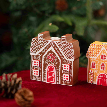 GINGERBREAD HOUSE CHRISTMAS CANDLE HOLDER