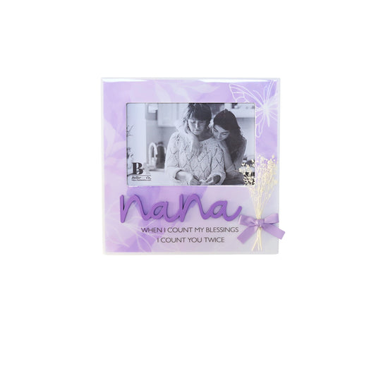  A charming purple wooden photo frame, designed as a thoughtful and elegant gift for grandma. Perfect for her birthday, Grandparents' Day, or any special occasion, this frame adds a personal touch to her home decor. Its stylish design makes it an ideal keepsake for displaying cherished memories with loved ones. 1
