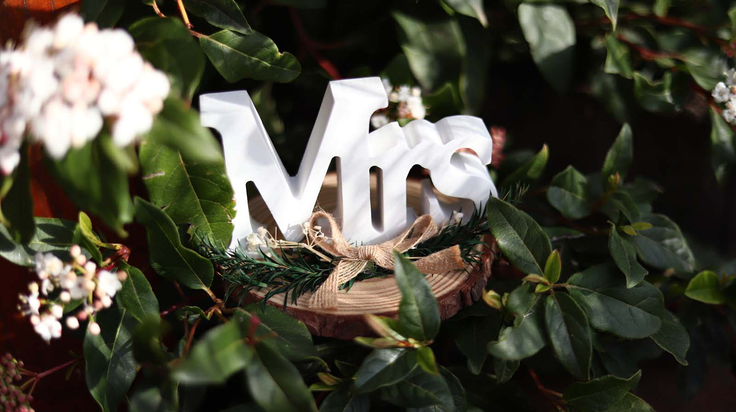 Elegant wedding table sign crafted in the stylish "Mrs" letter design, made of high-quality materials, perfect as a decorative centerpiece for wedding receptions, dining tables, or engagement parties, adding charm and sophistication to any romantic celebration. 3
