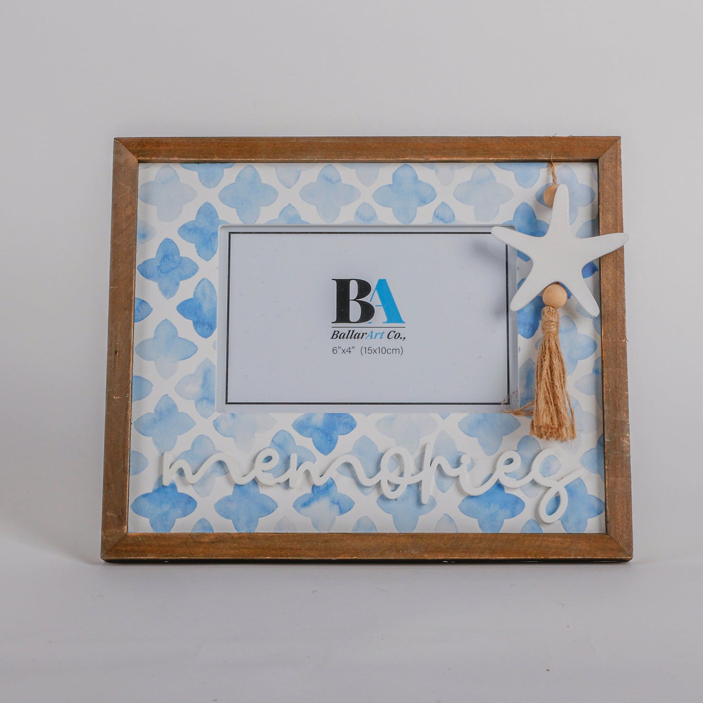 Beautiful ocean-themed 6x4 photo frame with a starfish decoration, featuring a blue coastal design. Perfect for adding a seaside charm to your home decor or showcasing cherished memories in a beach-inspired style. Ideal as a stylish room decoration or gift for ocean lovers. 1
