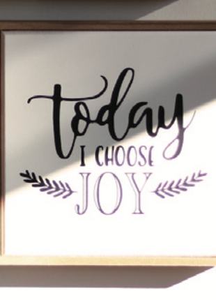 Rectangular wooden decoration featuring a white center and wooden border, printed with a heartfelt quote. A versatile home decor piece and thoughtful gift for any occasion, perfect for placing on shelves, desks, or mantelpieces. 3
